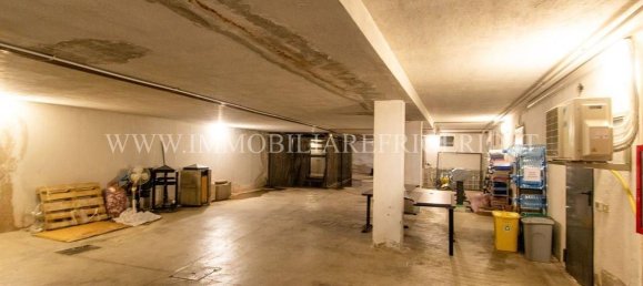 1-salle Propriété commerciale à Merate, Italy No. 212574 17