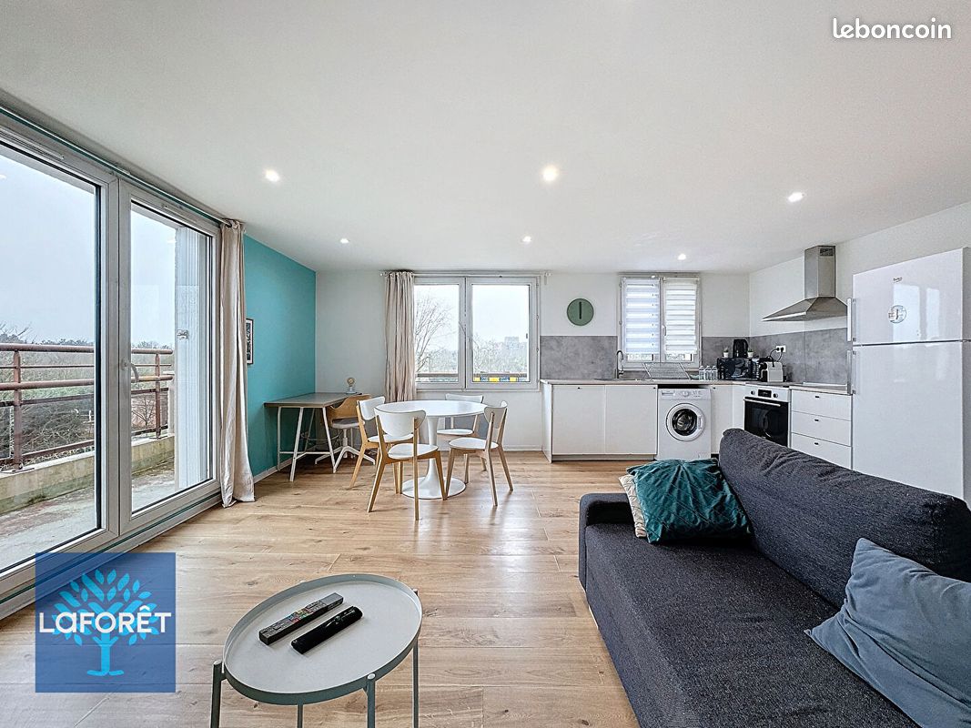 1 bedroom Apartment in Evry, France No. 131744