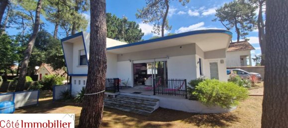 4 bedrooms House in Saint-Michel-Chef-Chef, France No. 290428 3