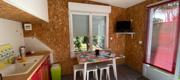 4 bedrooms House in Saint-Michel-Chef-Chef, France No. 290428 7