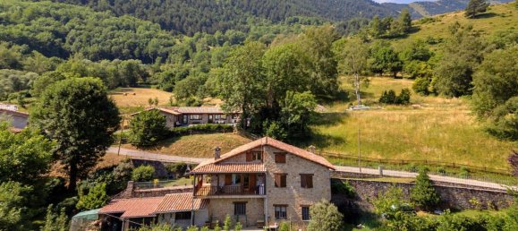 3 bedrooms House in Girona, Spain No. 181343 4