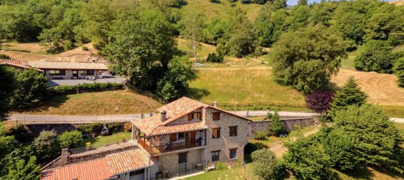 3 bedrooms House in Girona, Spain No. 181343 5