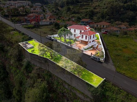 4 bedrooms House in Camara de Lobos, Portugal No. 24865