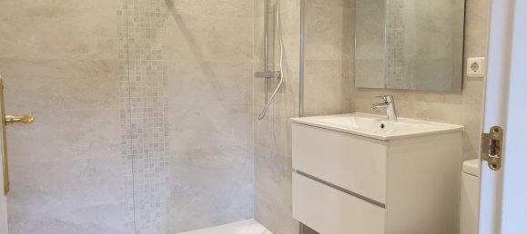 Apartamento de 2 dormitorios en Marbella, Spain No. 147193 7