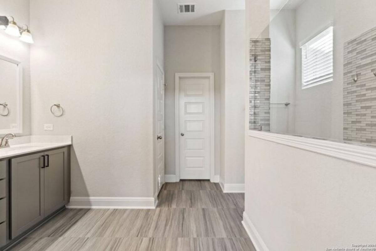 4 bedrooms House in San Antonio, USA No. 379323