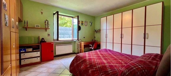 6 rooms Villa in Varese, Italy No. 107871 17