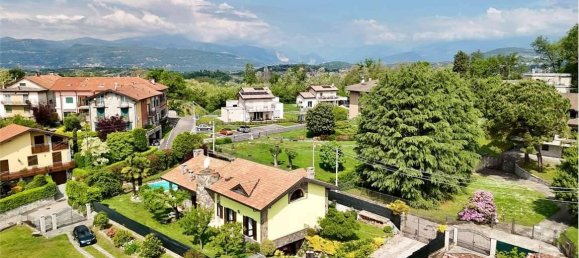 6 rooms Villa in Varese, Italy No. 107871 3