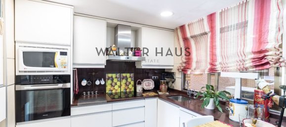 3 bedrooms Apartment in Madrid, Spain No. 183949 4