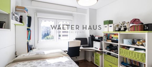 3 bedrooms Apartment in Madrid, Spain No. 183949 6