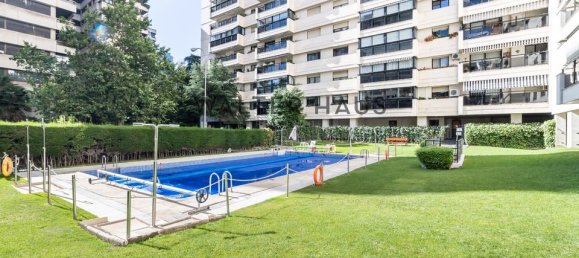 3 bedrooms Apartment in Madrid, Spain No. 183949 42