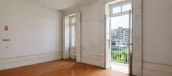 372m² Building in Porto, Portugal No. 224432 21
