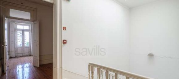 372m² Building in Porto, Portugal No. 224432 19