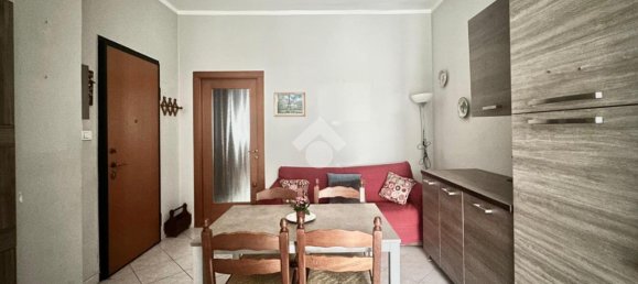 2 rooms Apartment in Turin, Italy No. 237764 5