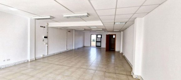 مكتب في Olbia, Italy 396متر مربع رقم 372002 7