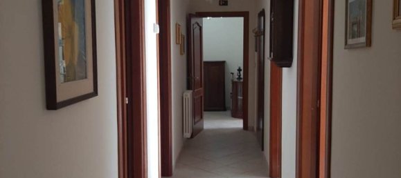 4 Schlafzimmer Wohnung in San Cataldo, Italy, Nr. 316820 9