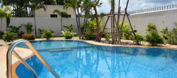 Café/restaurante de 3 dormitorios en Pattaya, Thailand No. 1267 3