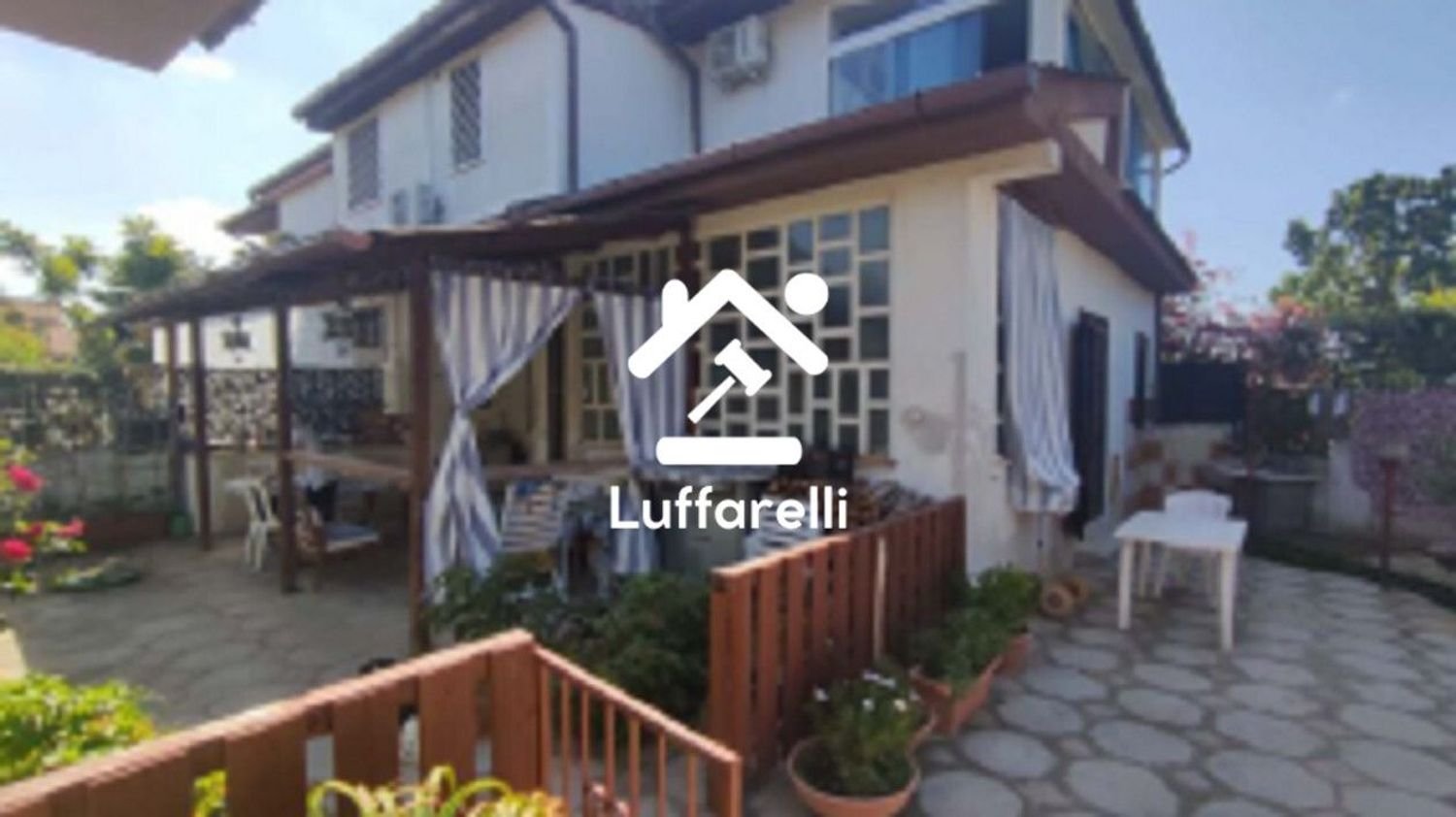 4غرفة منزل في Ardea, Italy رقم 200668