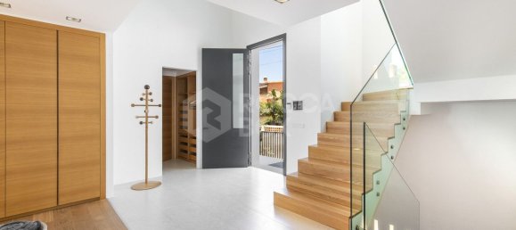 6 bedrooms Villa in Marbella, Spain No. 93755 29