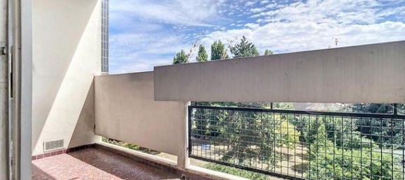 Квартира с 3 спальнями в Мезон-Альфор, Франция № 282272 6