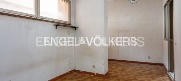 4 bedrooms Apartment in Rome, Italy No. 68742 12
