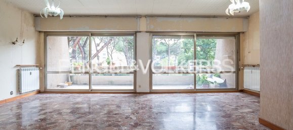 4 bedrooms Apartment in Rome, Italy No. 68742 6