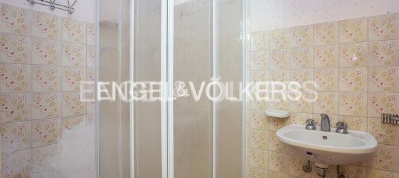 4 bedrooms Apartment in Rome, Italy No. 68742 10