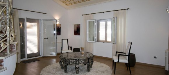 7 bedrooms House in L'Eliana, Spain No. 160068 5