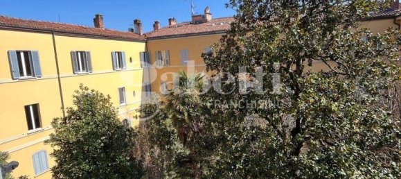 Duplex de 4 divisões em Bologna, Italy N.º 19124 18