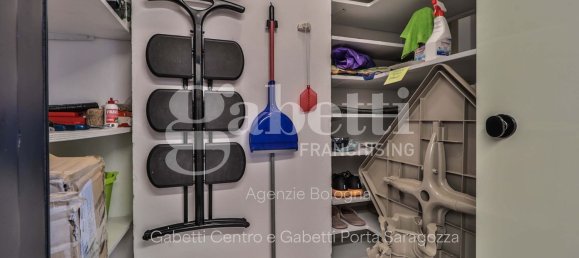 Duplex de 4 divisões em Bologna, Italy N.º 19124 11