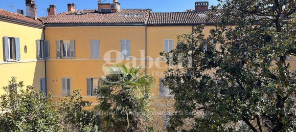 Duplex de 4 divisões em Bologna, Italy N.º 19124 36