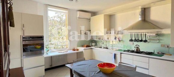 Duplex de 4 divisões em Bologna, Italy N.º 19124 20