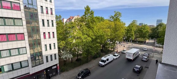 Квартира с 2 спальнями в Кройцберг, Германия № 337059 12