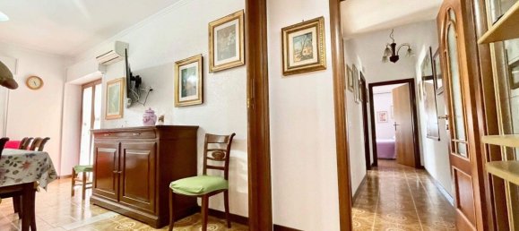 3 rooms Apartment in Pomezia, Italy No. 161554 7