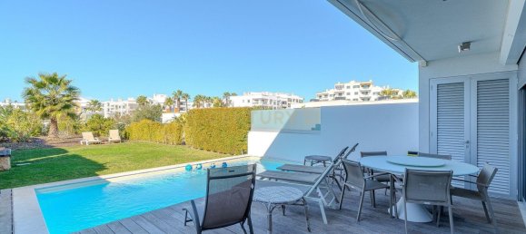 3 bedrooms Villa in Albufeira, Portugal No. 114089 9