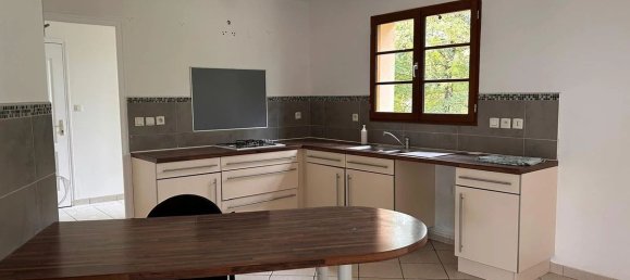 4 chambres Maison à Badecon-le-Pin, France No. 51614 7