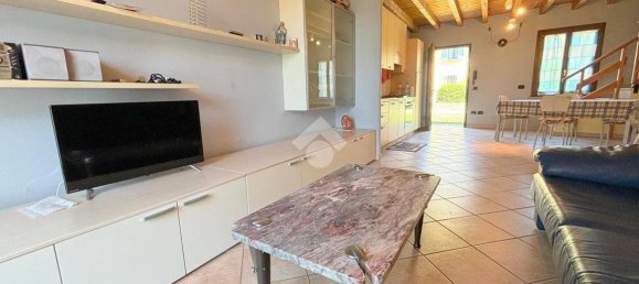 2 غرف نوم شقة في Rodigo, Italy رقم 292005 11