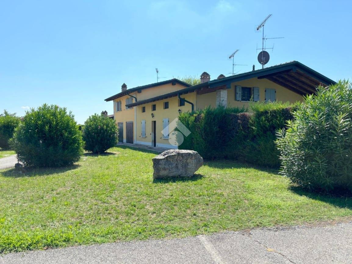 2 غرف نوم شقة في Rodigo, Italy رقم 292005