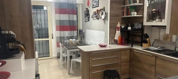 Apartamento de 8 divisões em Catanzaro, Italy N.º 302841 5
