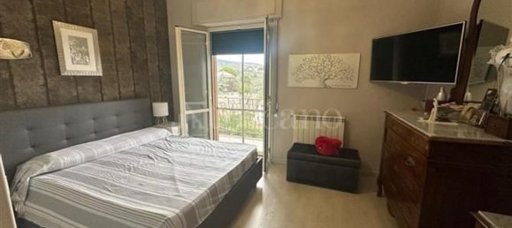 Apartamento de 8 divisões em Catanzaro, Italy N.º 302841 11