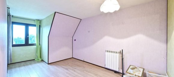 6 غرف نوم منزل في La Batie-Montgascon, France رقم 202004 8