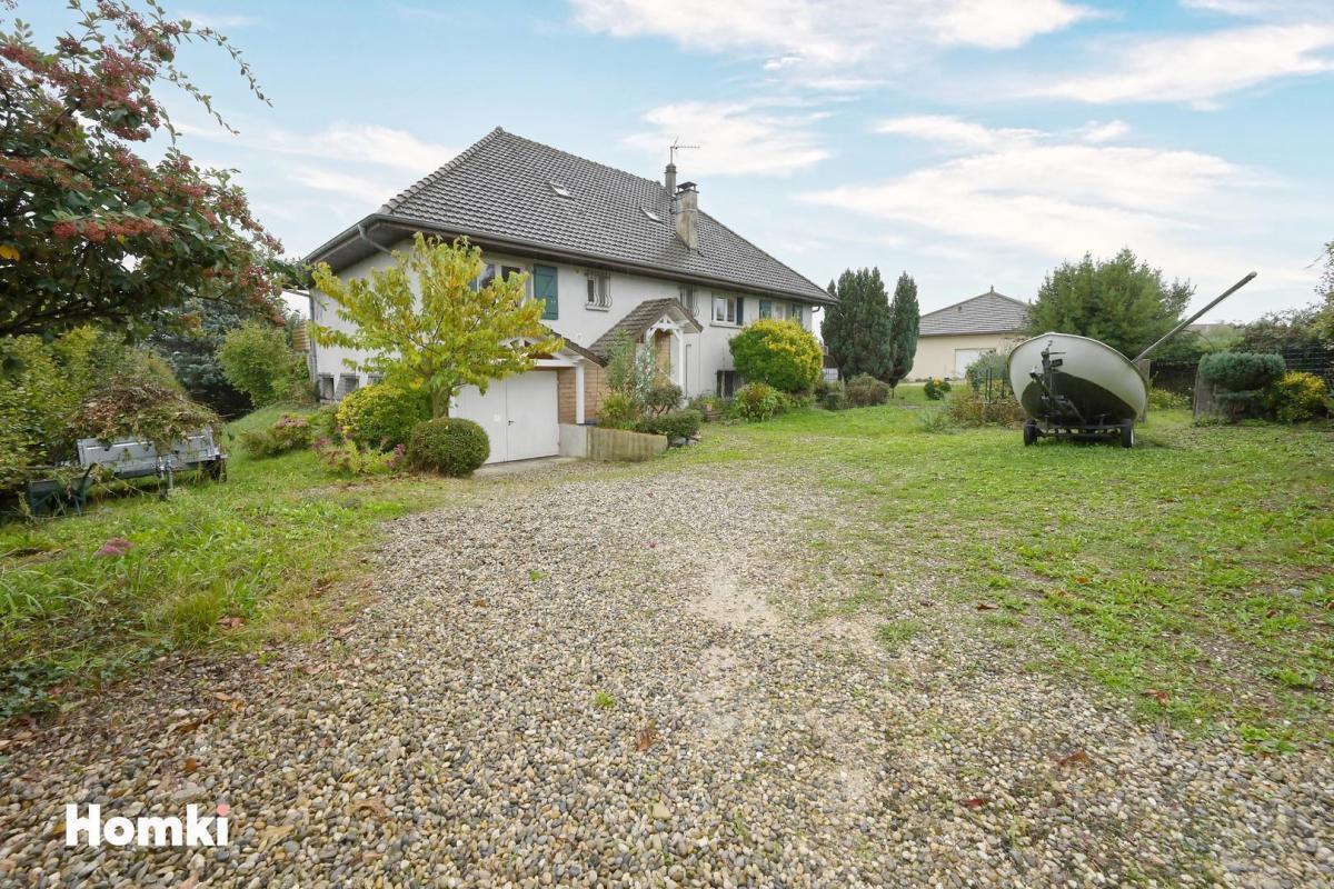 6 غرف نوم منزل في La Batie-Montgascon, France رقم 202004