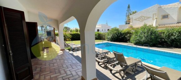 4 غرف نوم منزل في Guia, Portugal رقم 323640 18