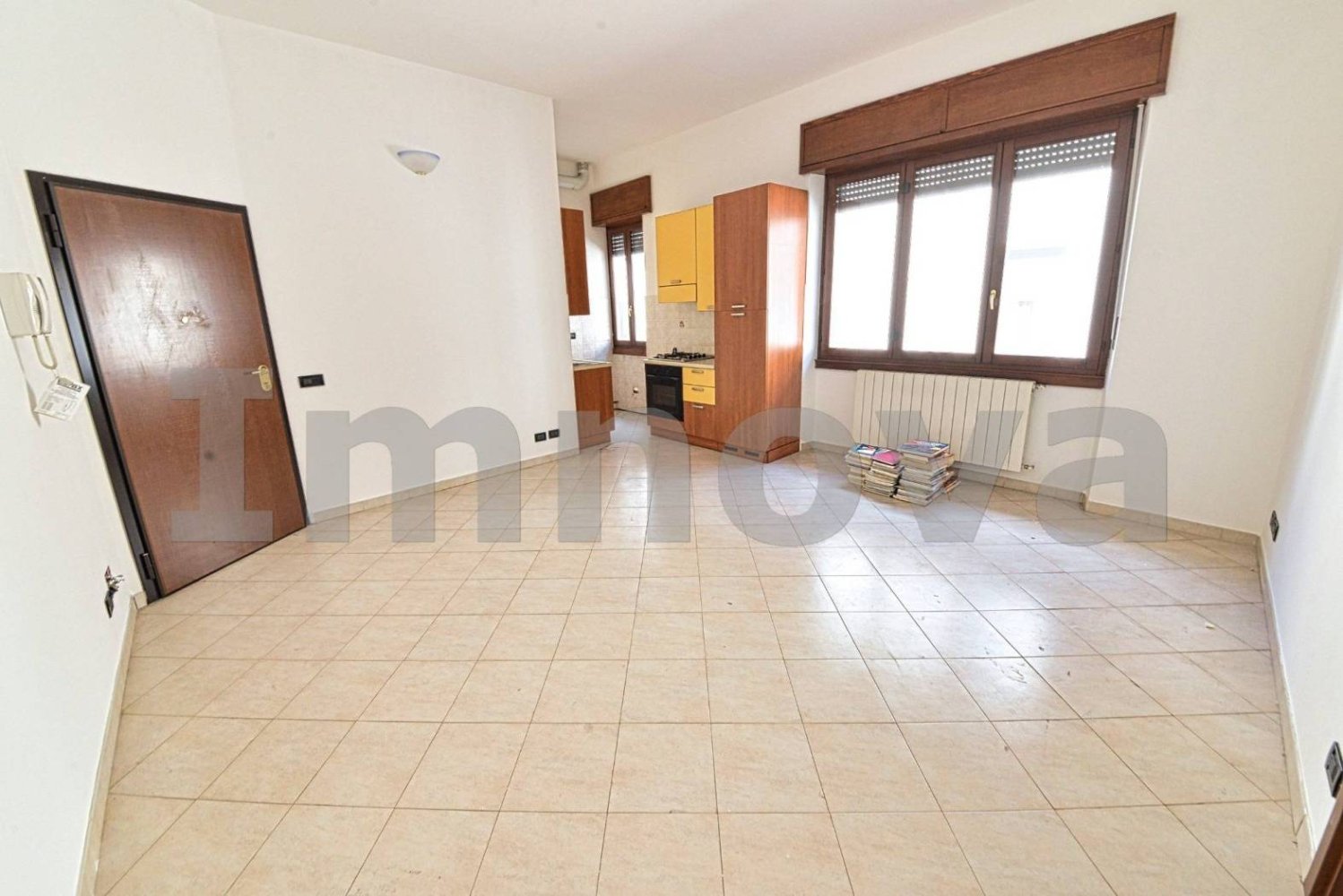 Apartamento T1 em Cesano Maderno, Italy N.º 379995