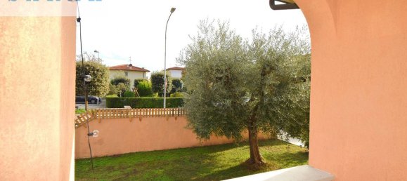 10 rooms Villa in Camaiore, Italy No. 108556 9