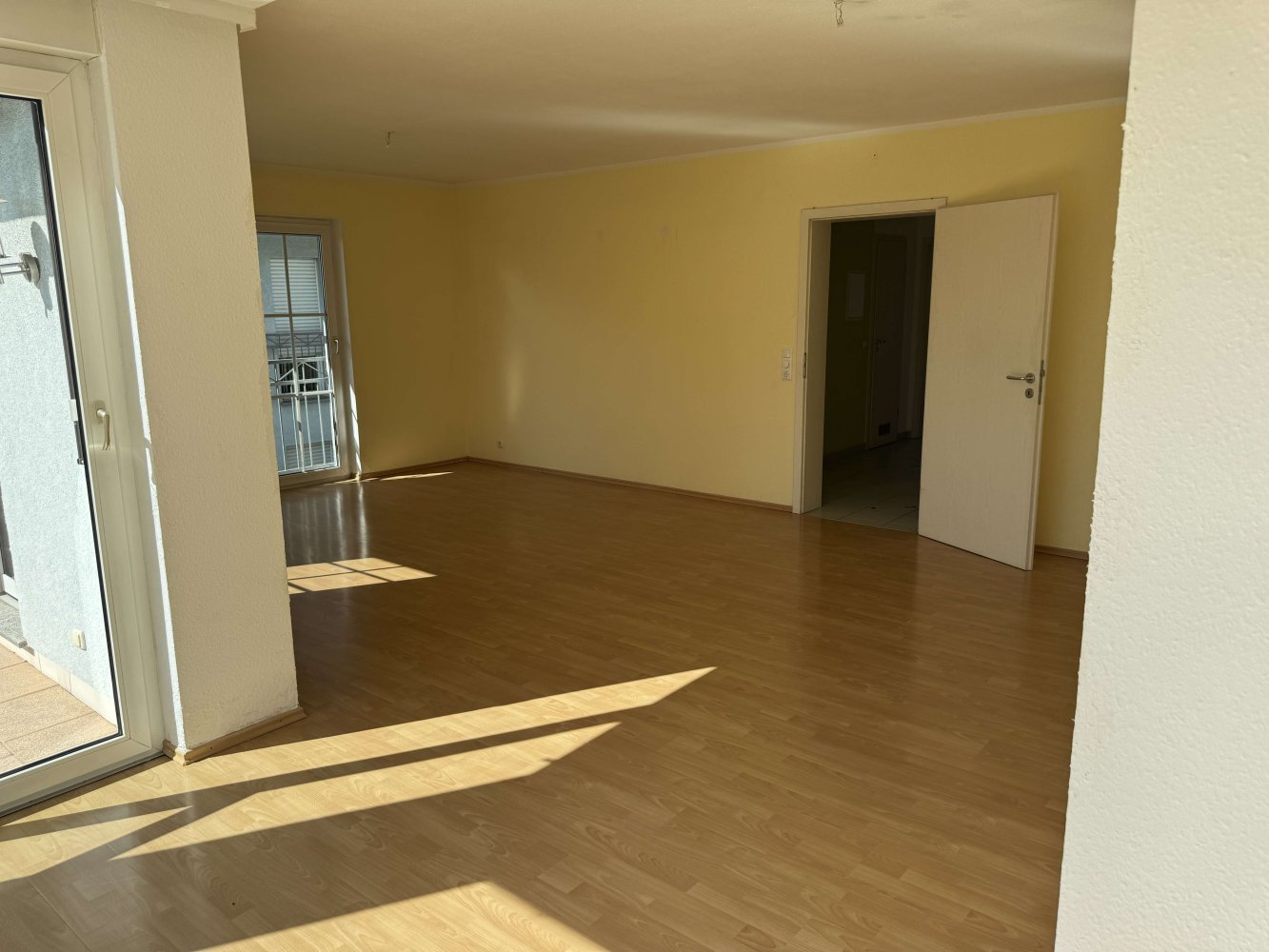 3 Schlafzimmer Wohnung in Main-Taunus, Germany, Nr. 246075