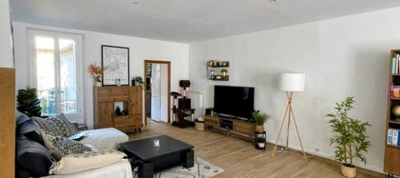 Casa de 4 dormitorios en Orleans, France No. 322173 3