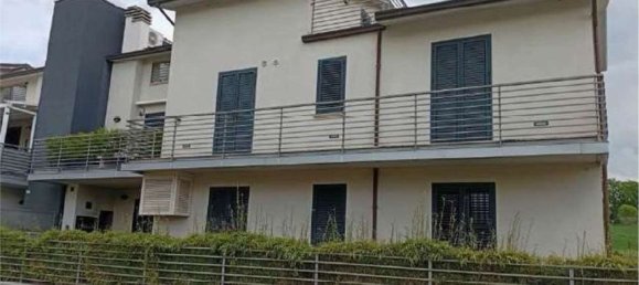 Квартира с 5 спальнями в Сполето, Италия № 373087 15