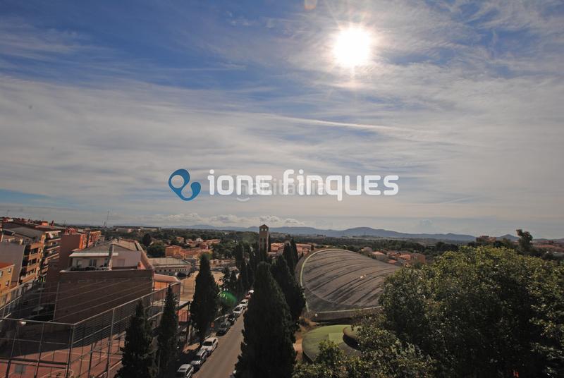 4 bedrooms Apartment in Sabadell, Spain No. 215132