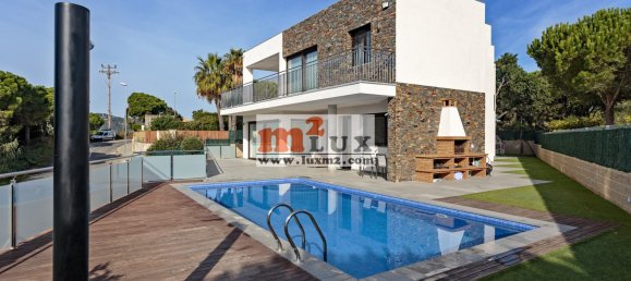 4 غرف نوم فيلا في Sant Feliu de Guixols, Spain رقم 13370 5