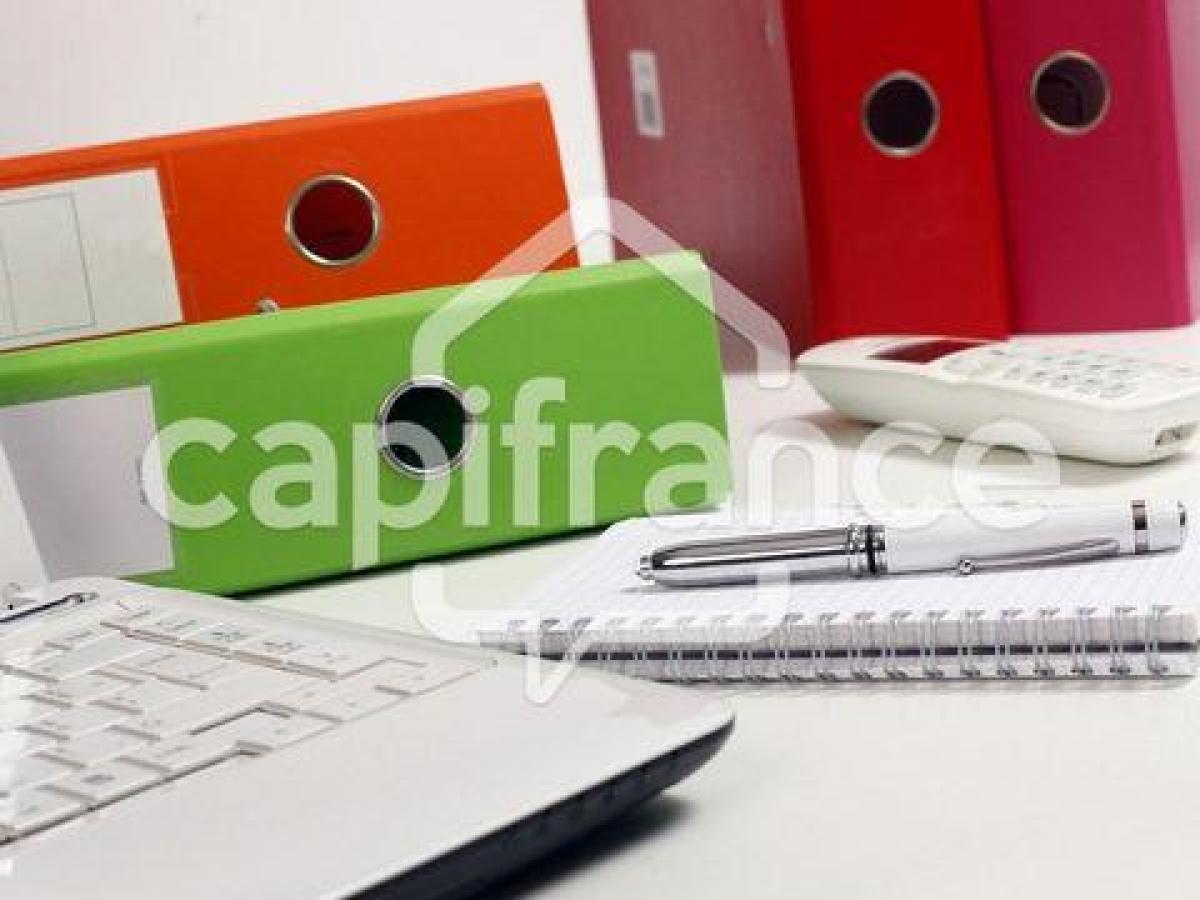 Escritório em Tarbes, France 100 m² N.º 20196